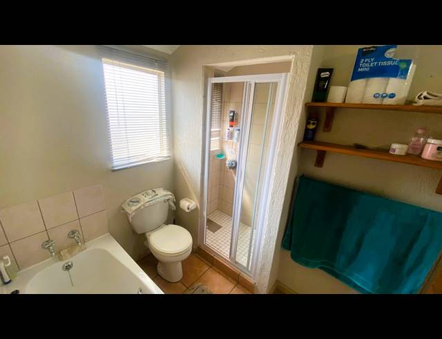 2 BEDROOM HOUSE TO LET IN WEST ACRES